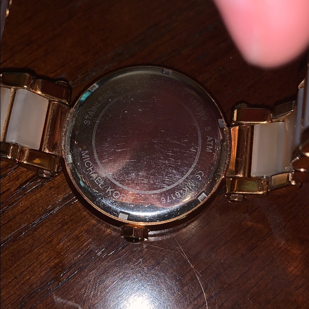 Michael Kors Rose Gold Diamond Watch - Picture 7 of 7